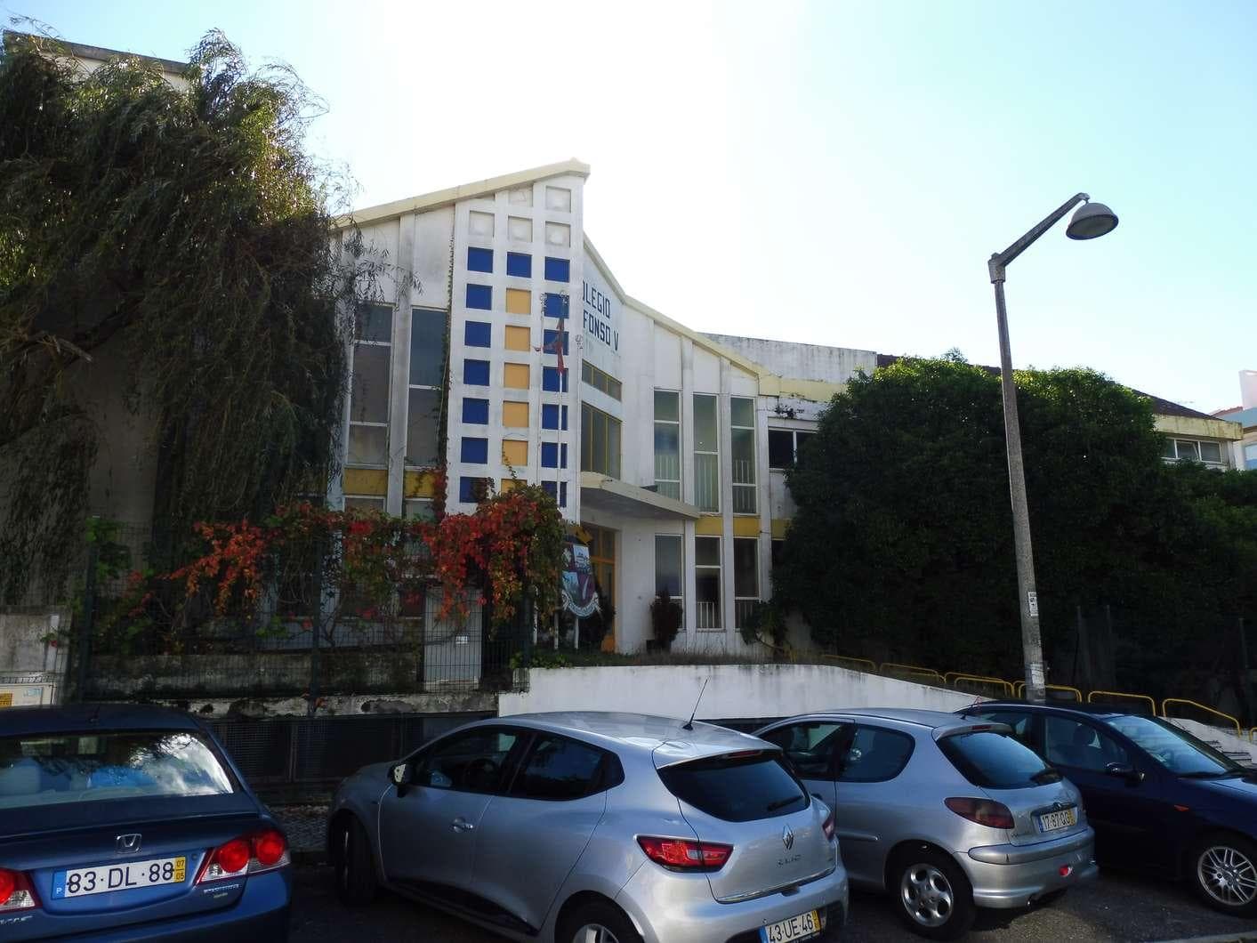 Edifício de 3 pisos — imagem 5