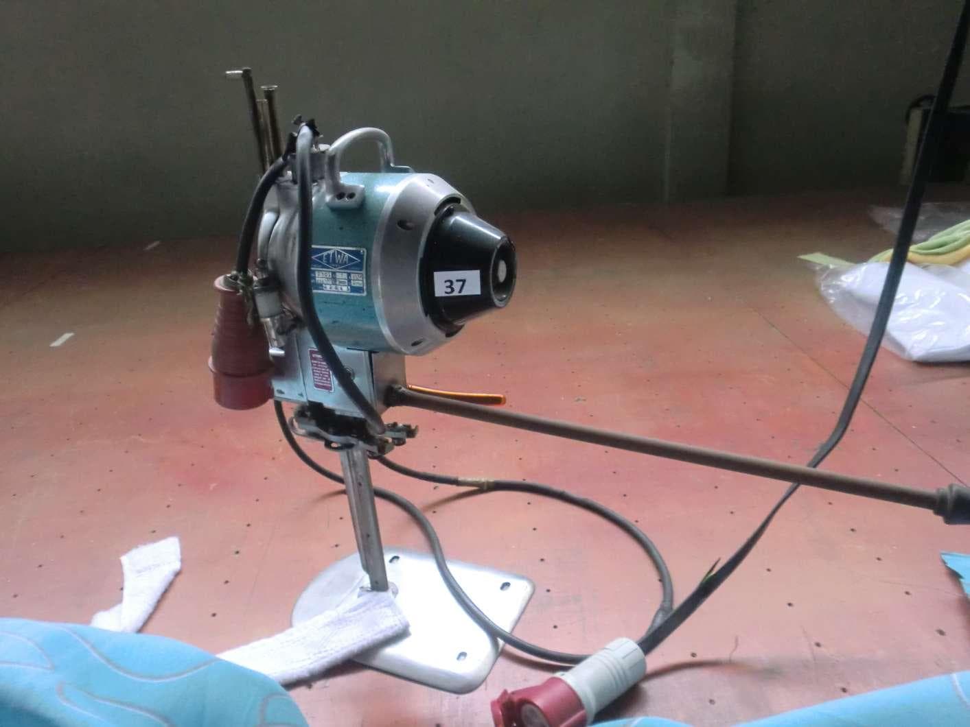 Tesoura de corte "ETWA 210T"