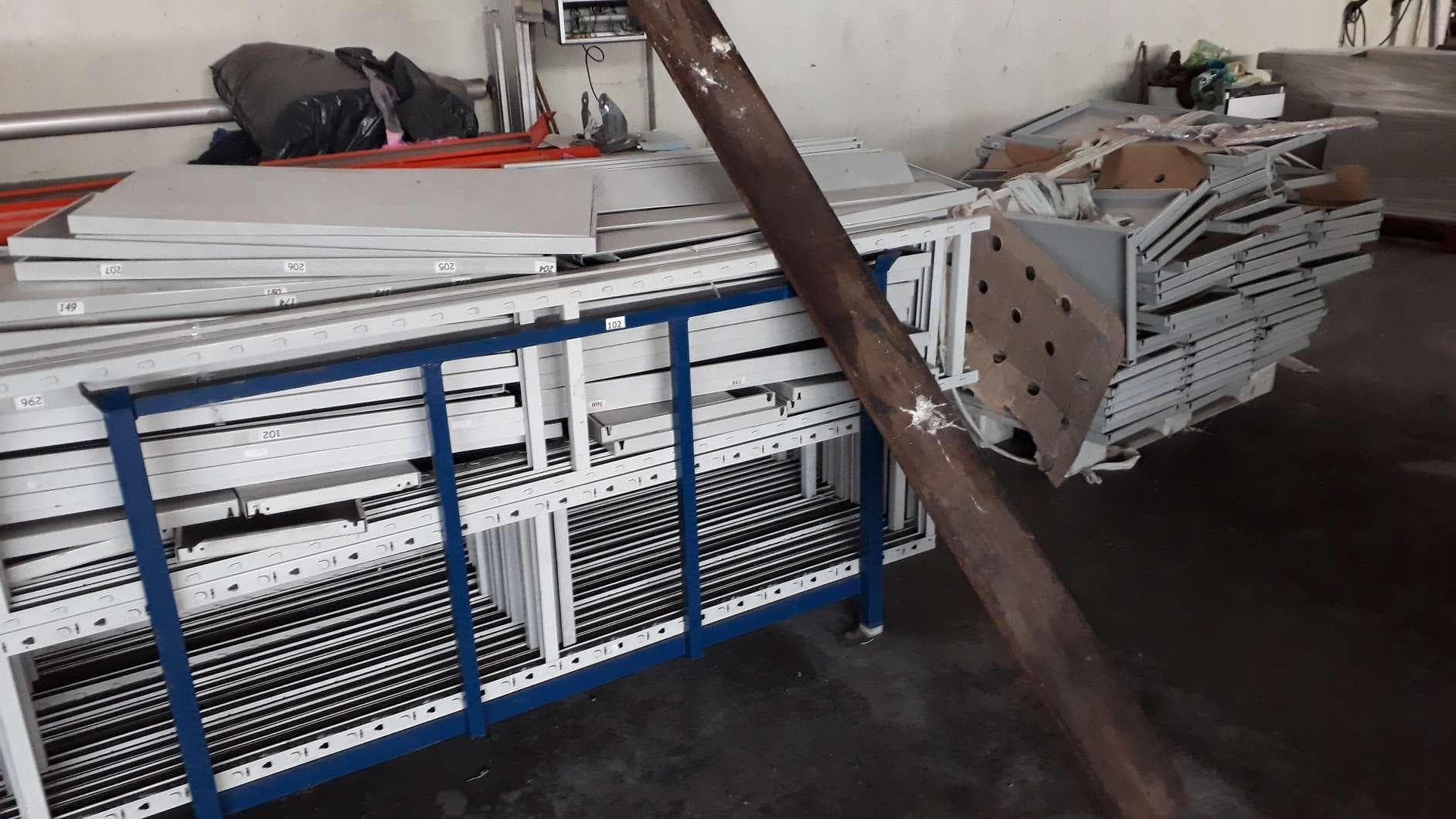 Lote de estante em dexion