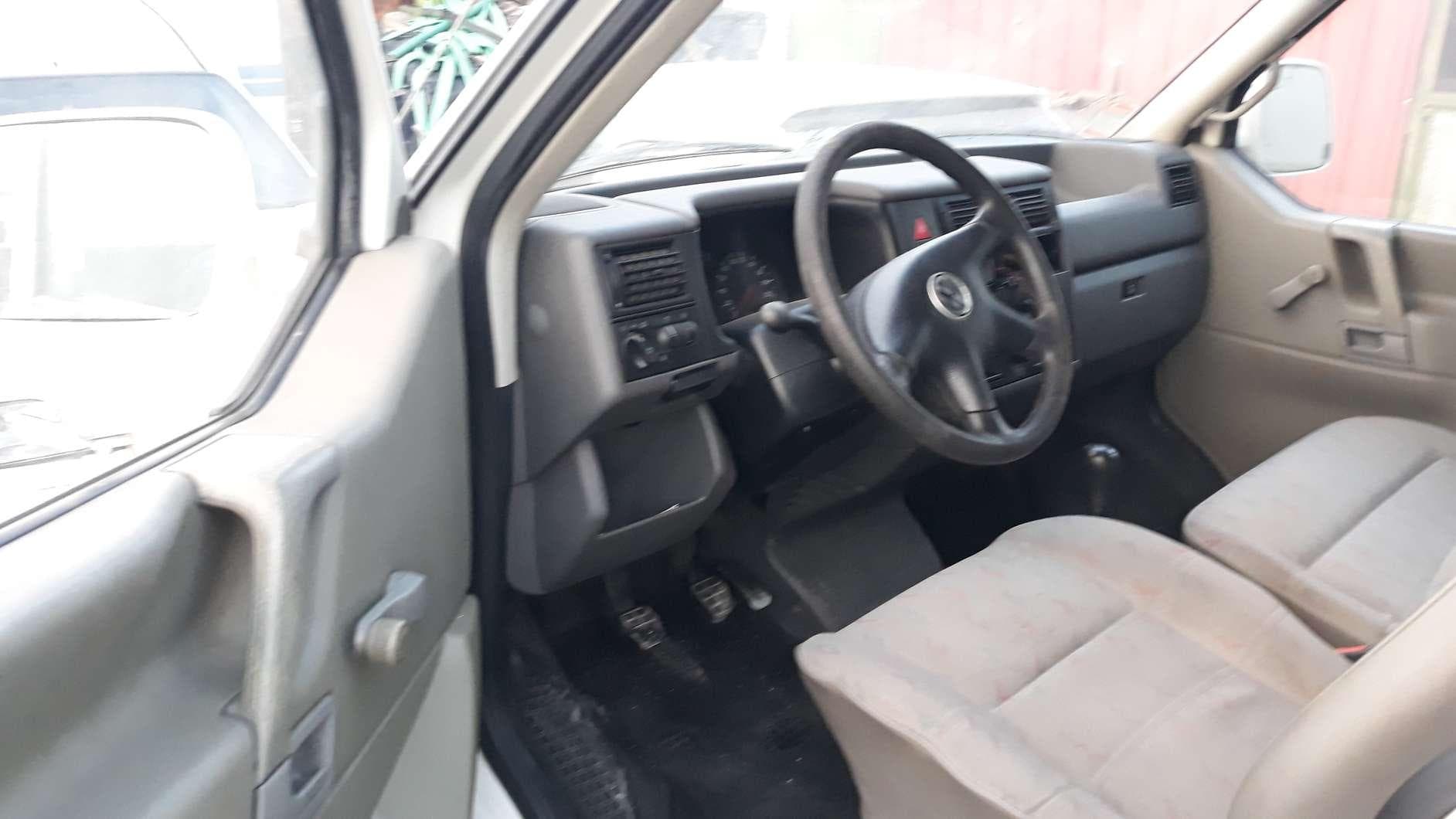VOLKSWAGEN TRANSPORTER — imagem 4