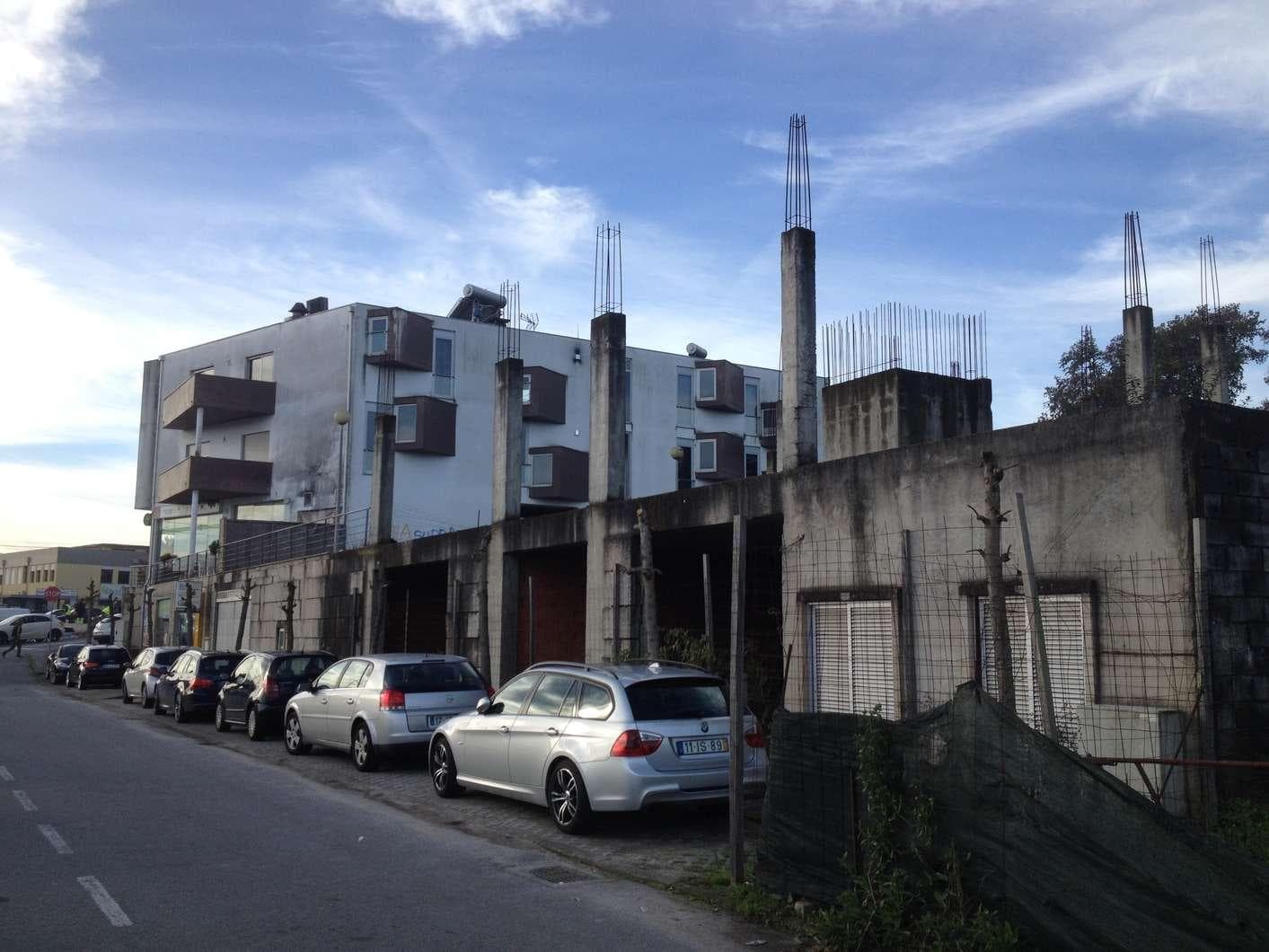 Edifício · Garagens · V. N. Famalicão — imagen 5