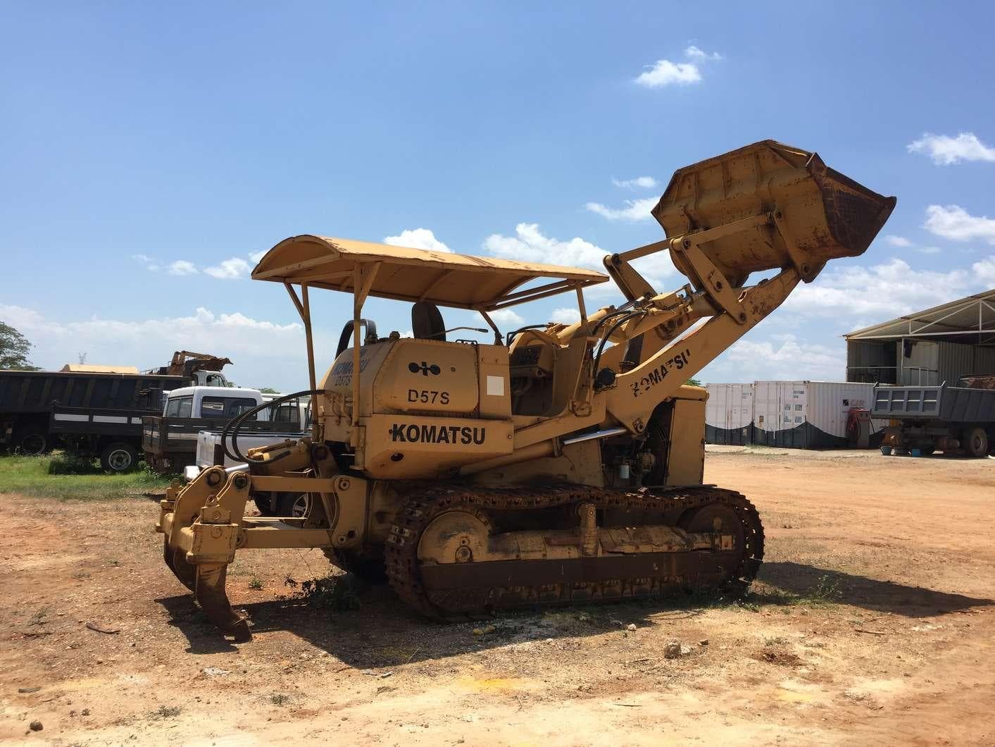 BULDOZER KOMATSU D57S-1 · — imagem 3