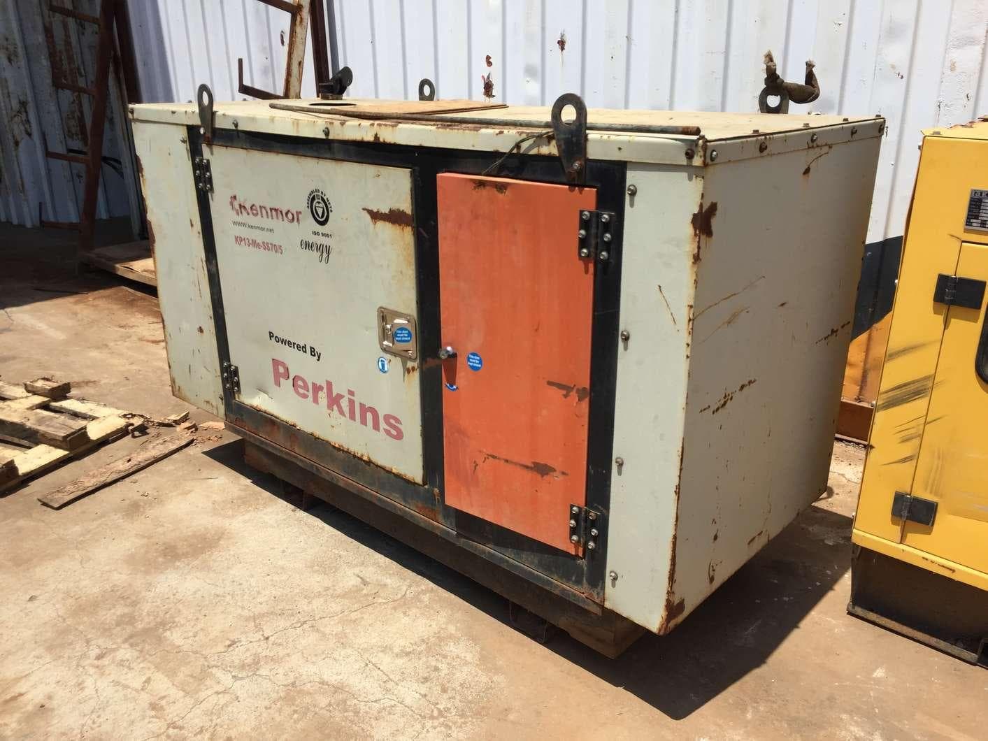 Gerador PERKINS 13 KVA · — imagem 3