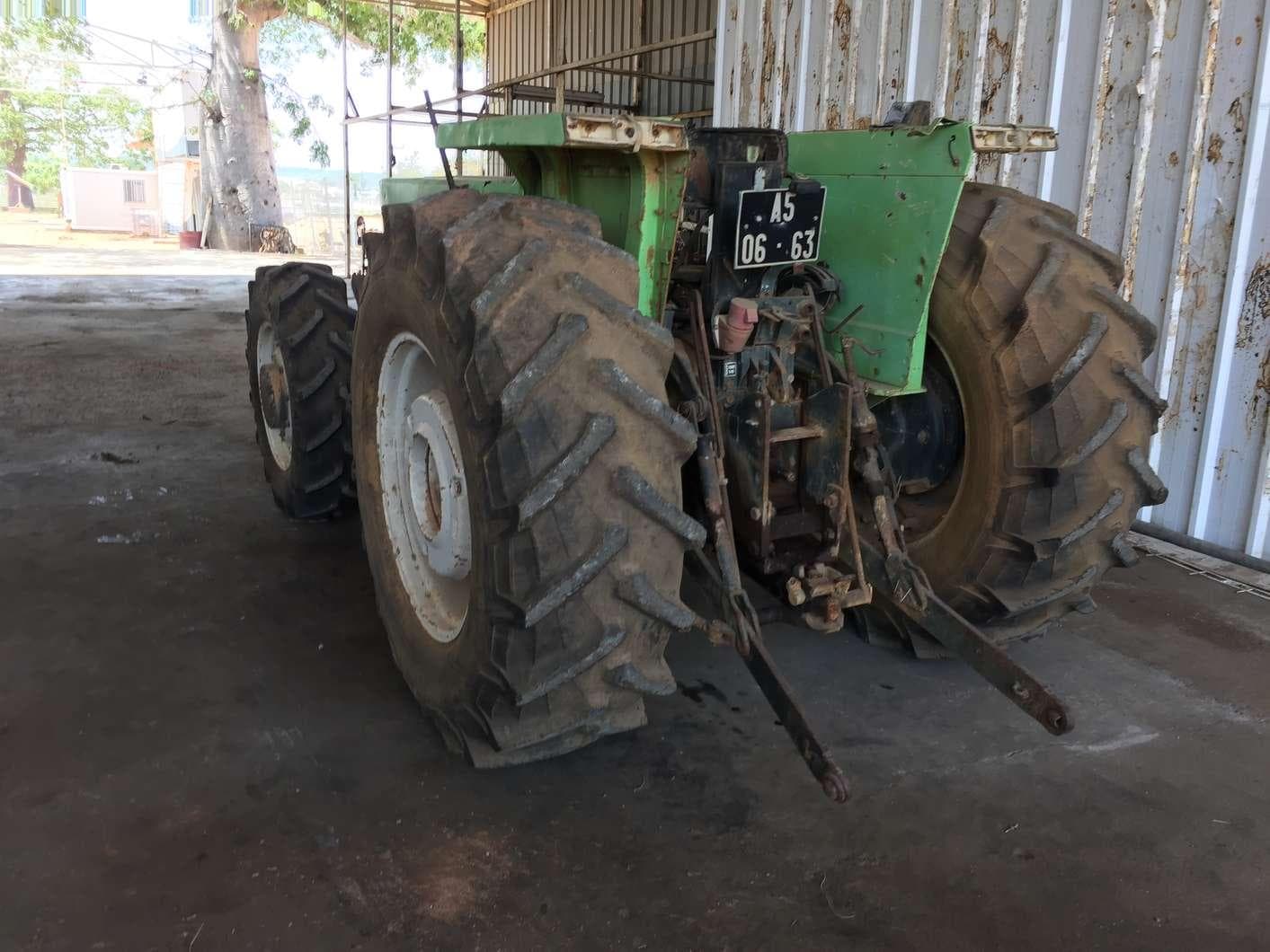 Trator AGRIFUL 70DT · — imagen 2