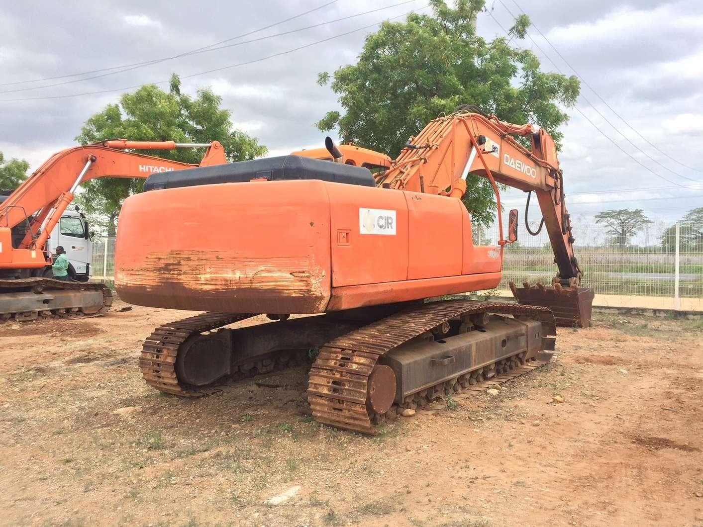 DAEWOO Solar 255LC-V · — imagem 2