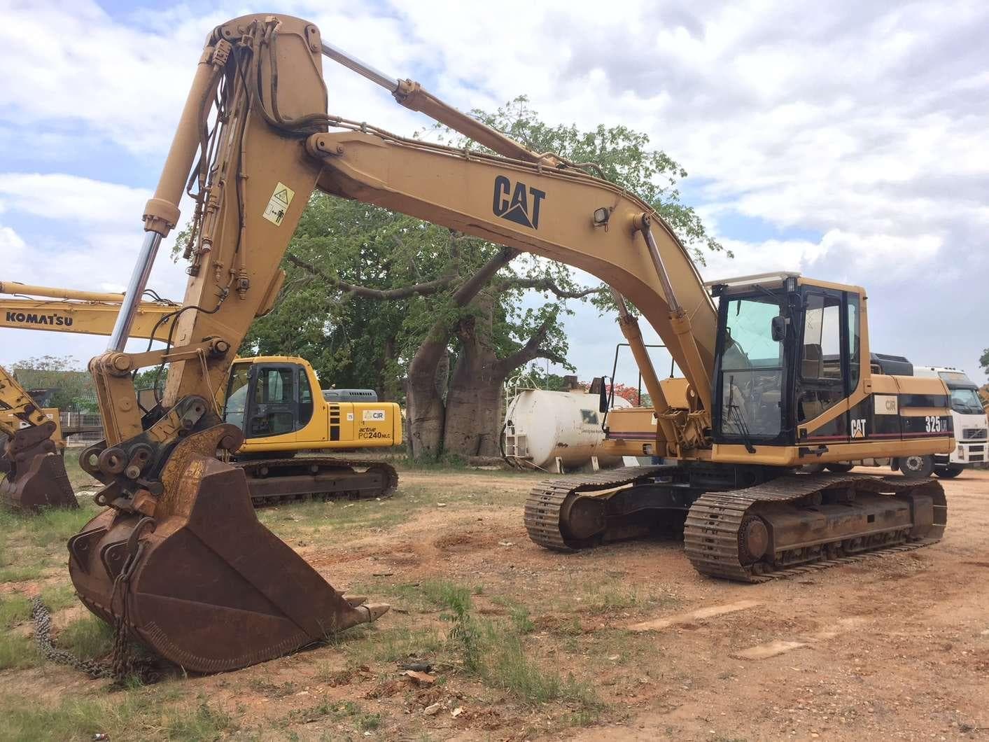 Giratória CATERPILLAR · — imagen 1