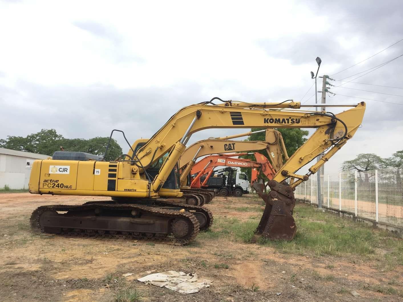 Giratória KOMATSU PC 240 NLC - 6K · — image 2