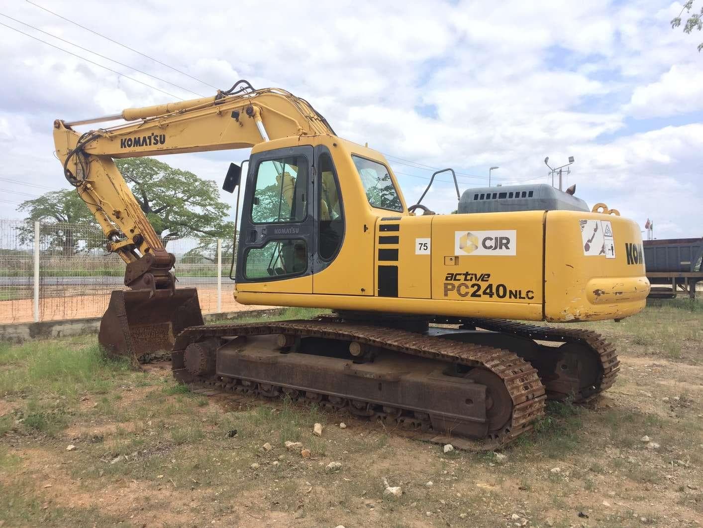 Giratória KOMATSU PC 240 NLC - 6K · — image 4
