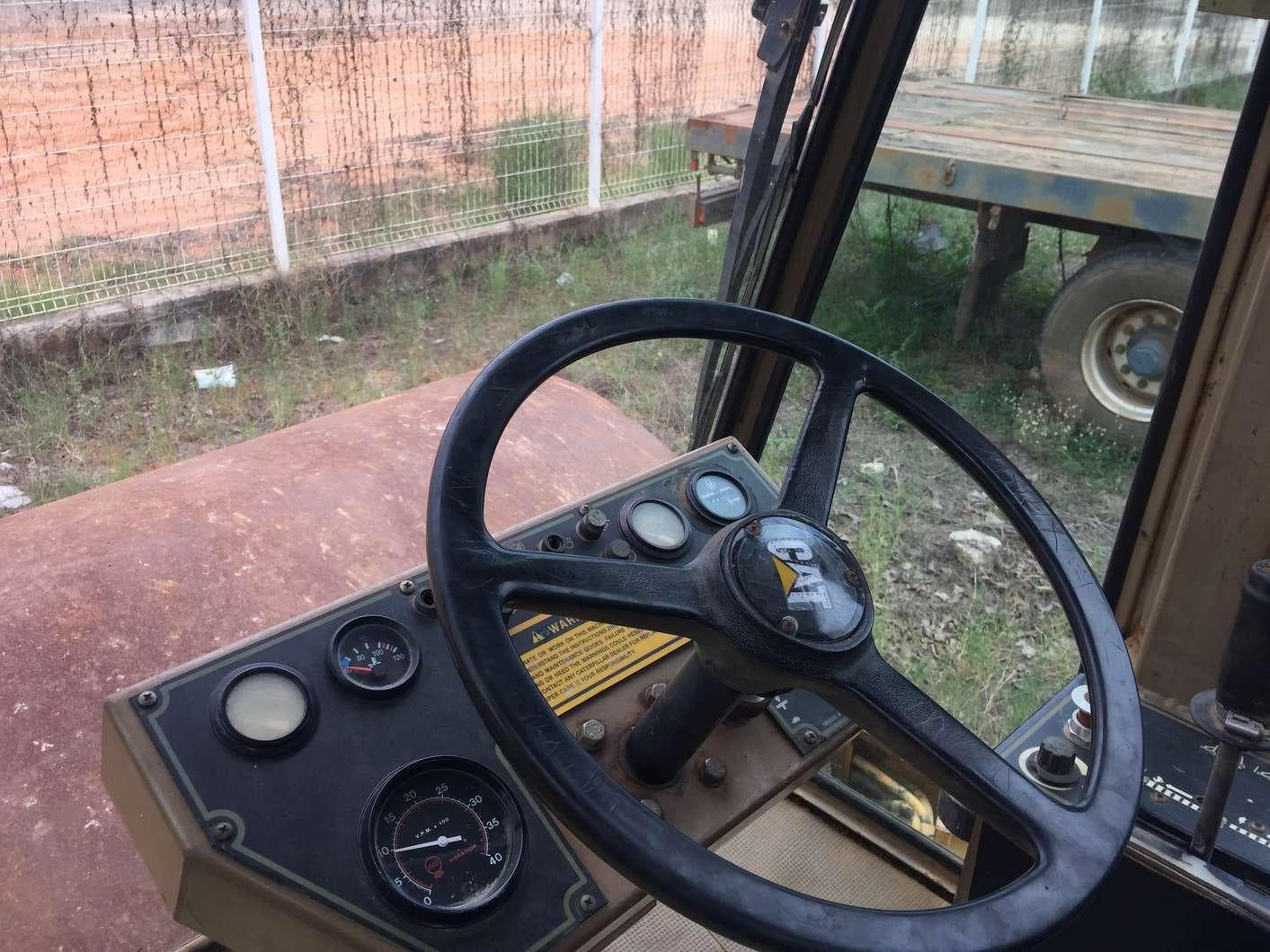 Cilindro de rolos CAT CS-56 · — imagen 7