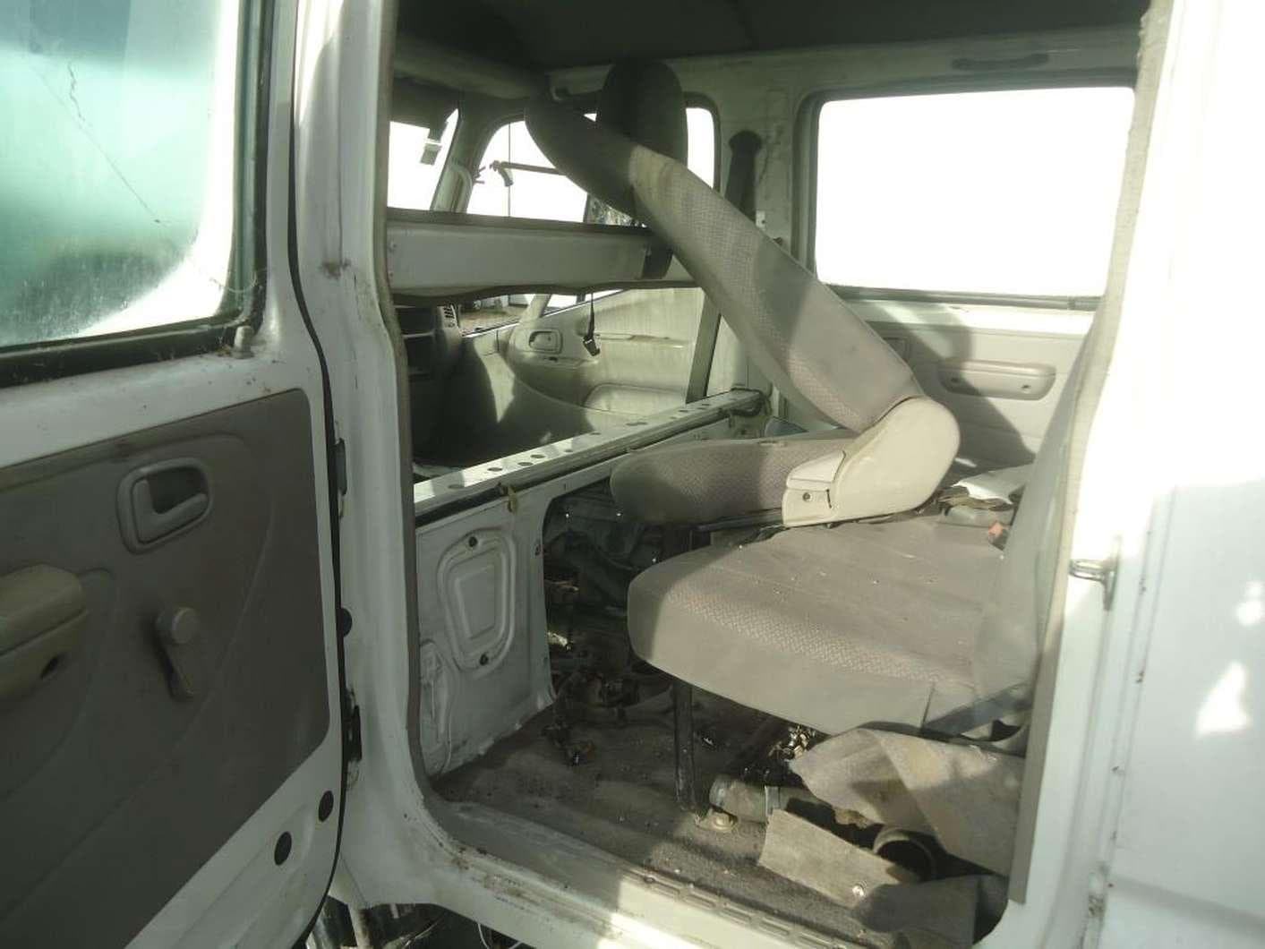 Toyota Dyna M35.33 · Ano 2004 — imagem 6
