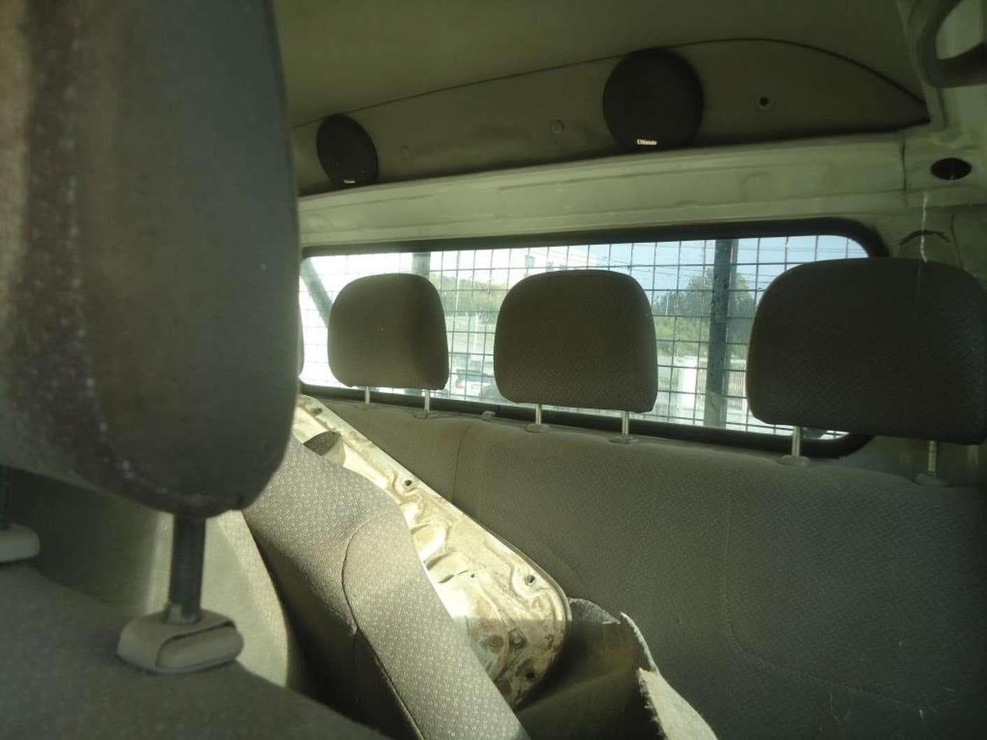 Toyota Dyna M35.33 · Ano 2004 — imagem 7