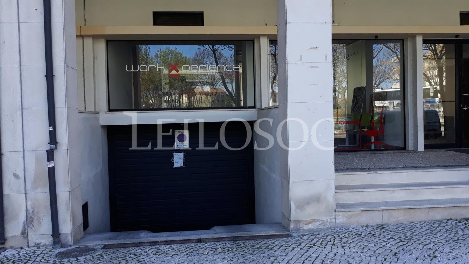 Garage — image 2