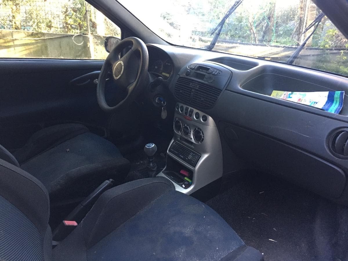FIAT PUNTO Sport — imagen 6