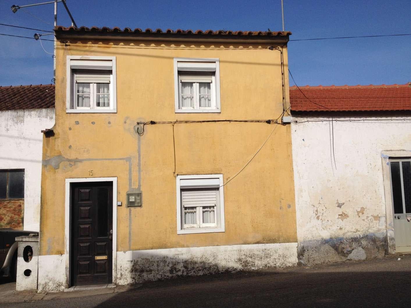 Moradia V2 · Alcobaça — imagem 1