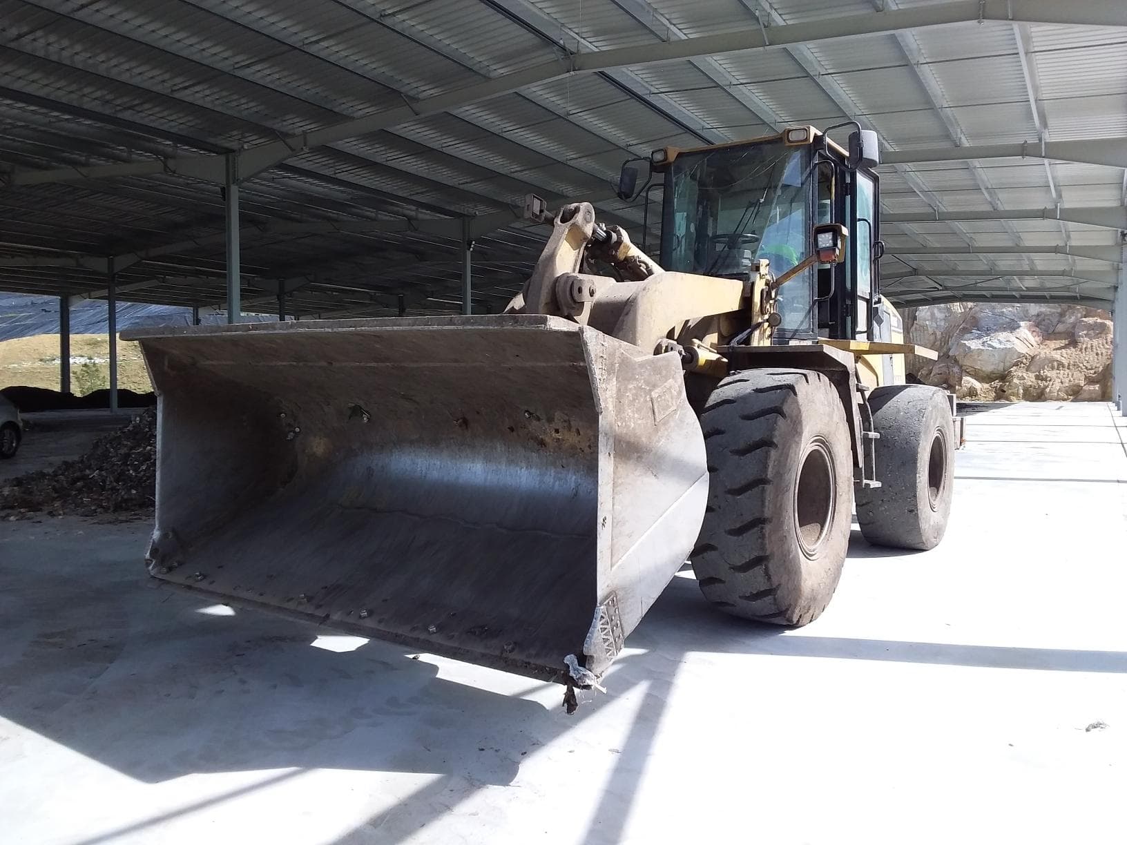 Excavadora Caterpillar — imagen 2