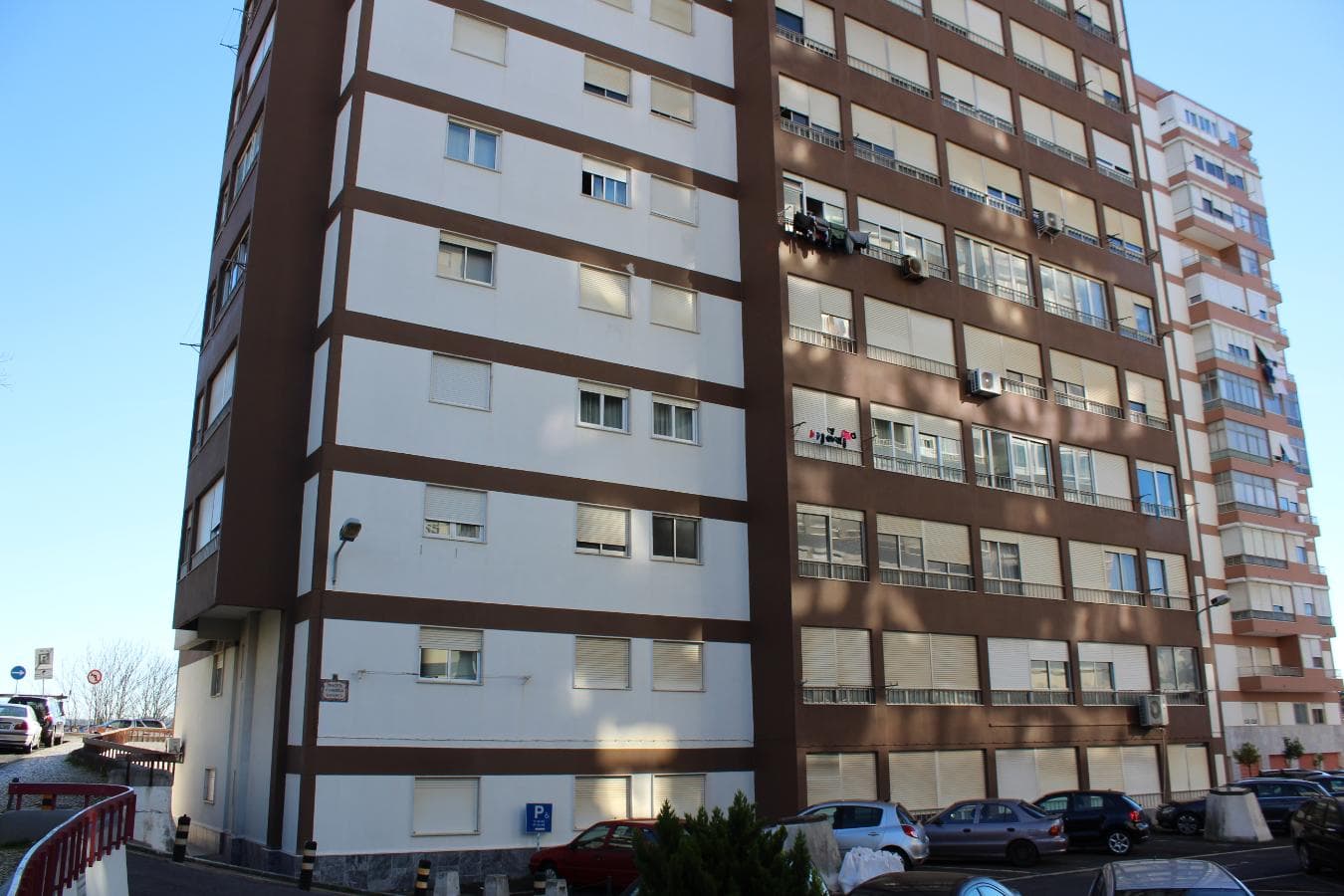 Quinhão Hereditário de Apartamento e Garagem · Oeiras — imagen 1