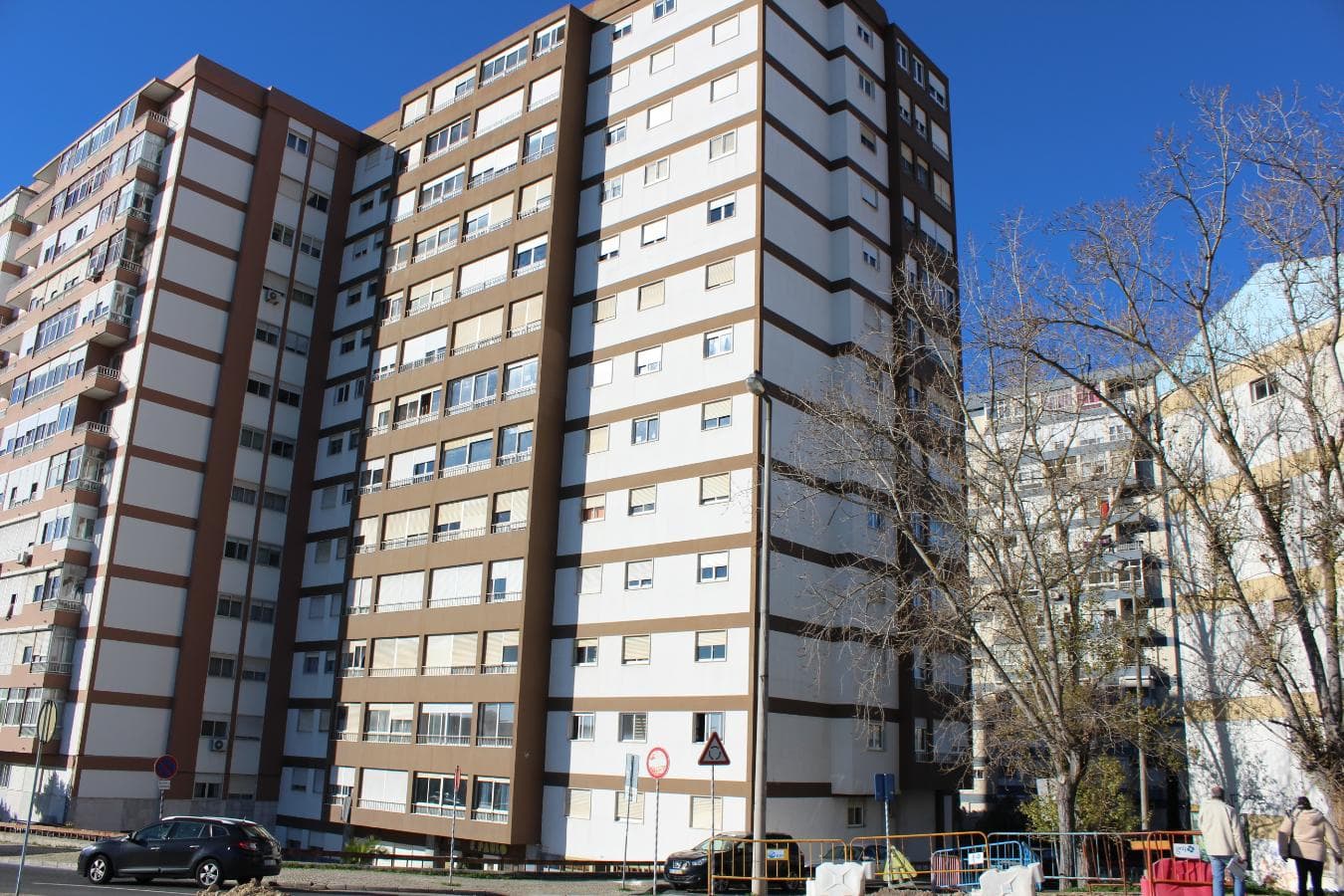 Quinhão Hereditário de Apartamento e Garagem · Oeiras — imagen 2