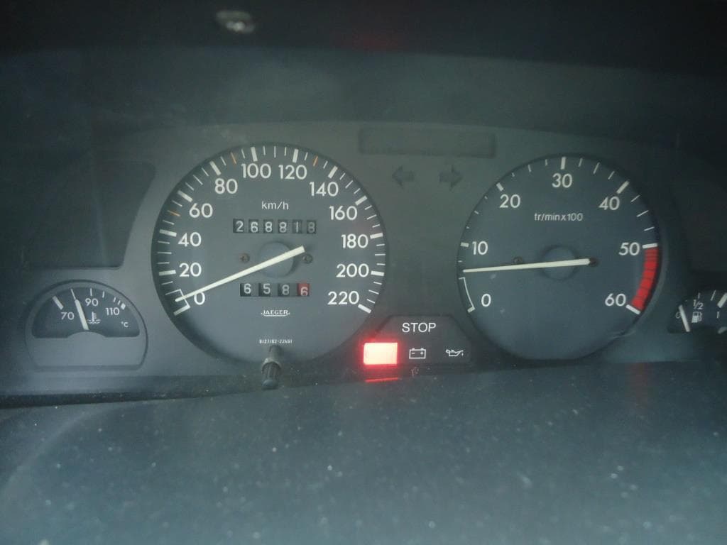 Veículo ligeiro de passageiros Peugeot 306, matricula 88-01-GA · — imagen 2