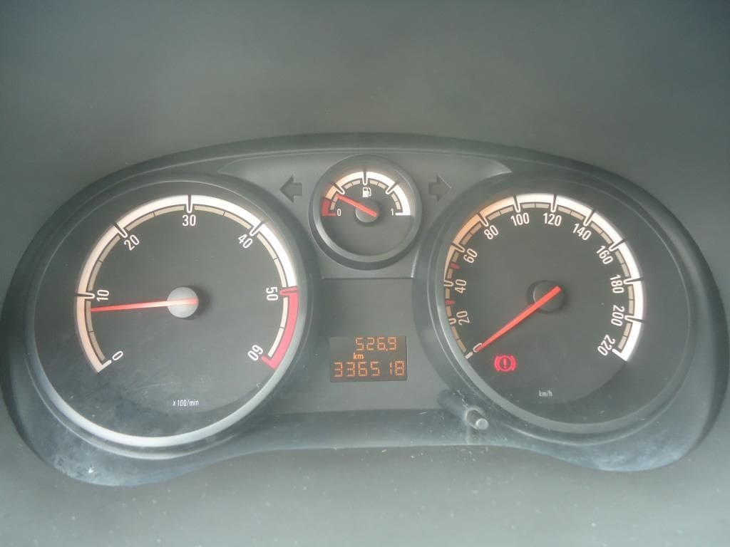 Veículo Ligeiro de Mercadorias Opel Corsa 1.3 CDTI, matricula 35-JZ-46 — imagem 7