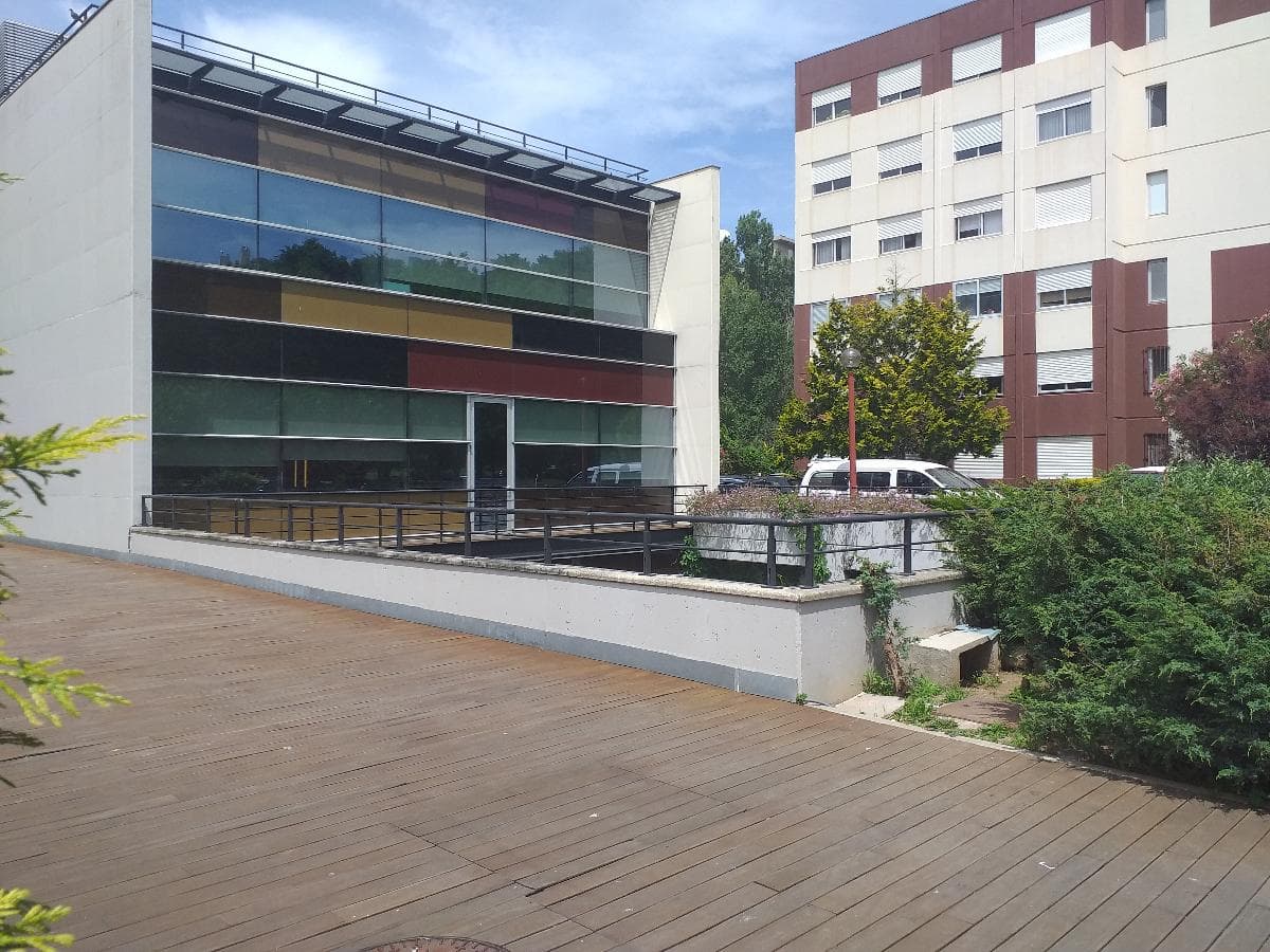 Escritório + Garagem · Porto — imagem 5