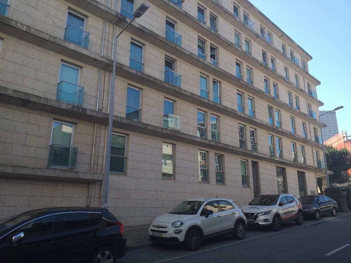 Apartamento T4 · Porto — imagem 2