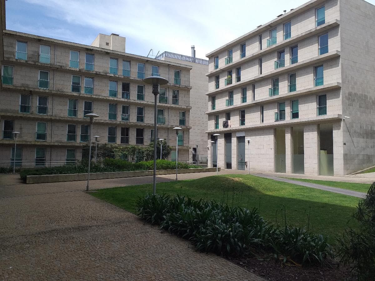 Apartamento T4 · Porto — imagem 1