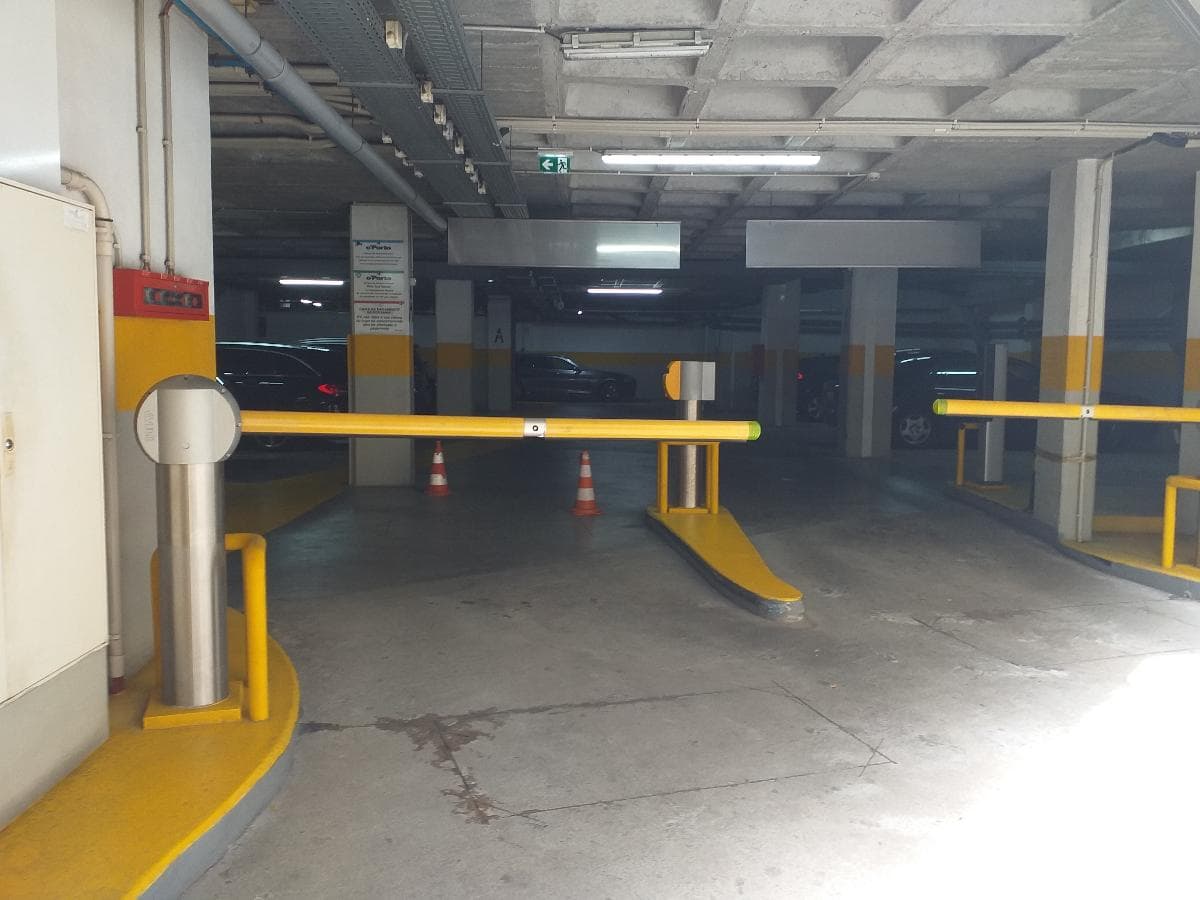 Parque de Estacionamento Público · Porto — image 4
