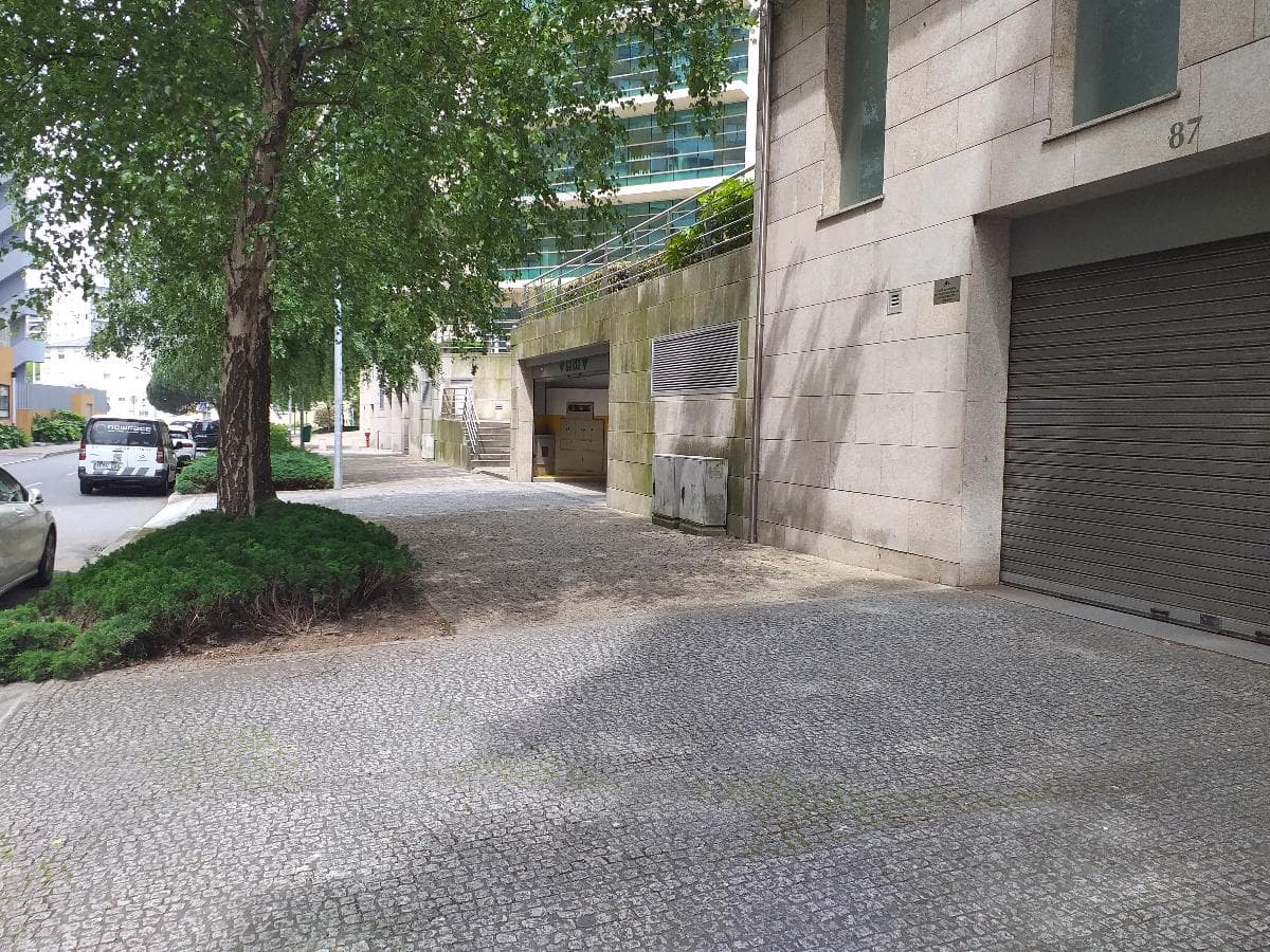 Parque de Estacionamento Público · Porto — image 5
