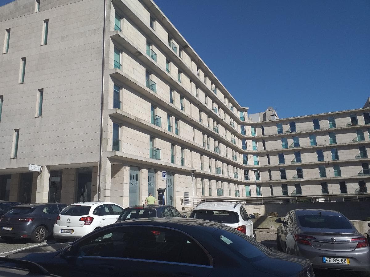 Apartamento T5 · Porto — imagem 4