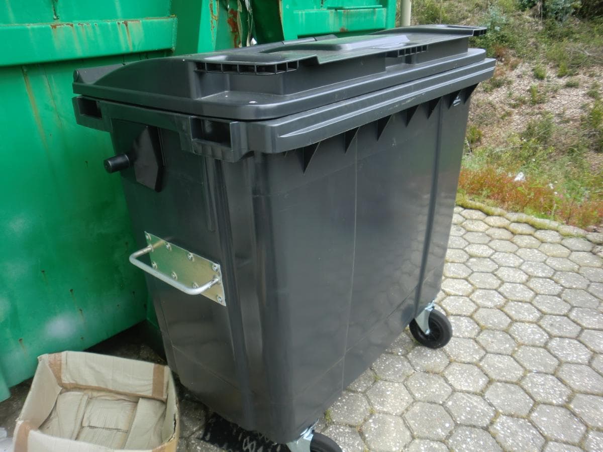 Caixote de lixo