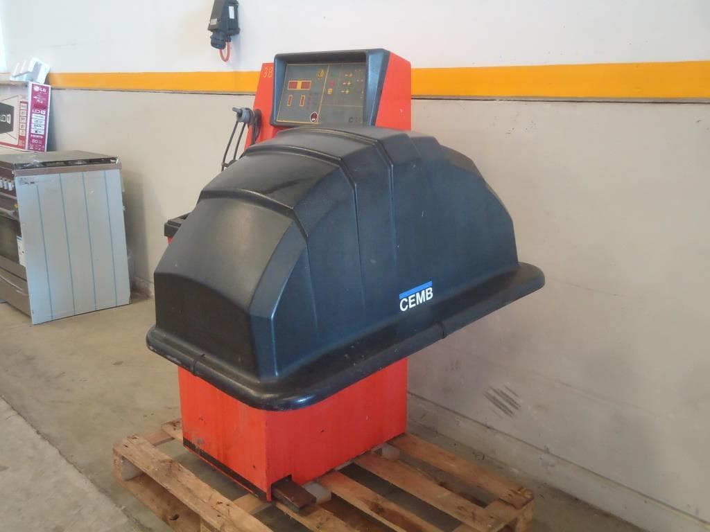Máquina equilibrar rodas — image 3
