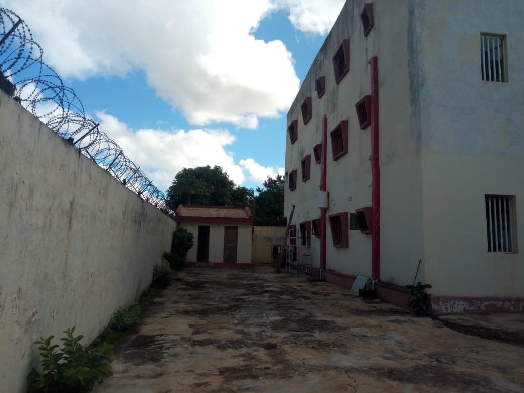 Edifício de 4 pisos em Nampula · — imagen 4
