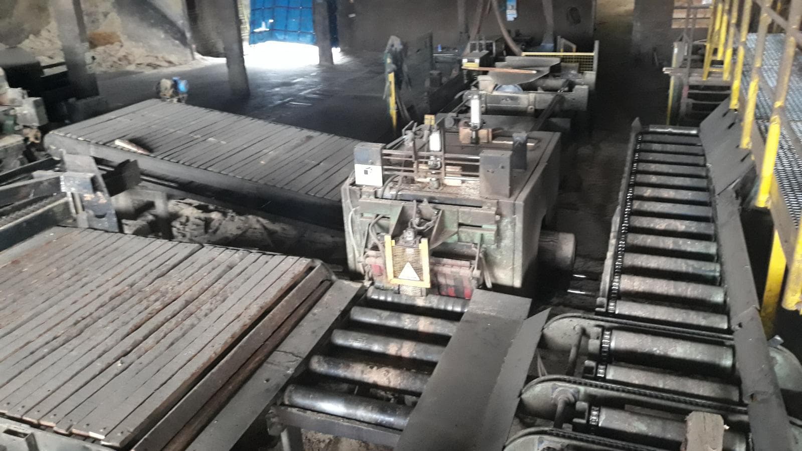 Traçador de troncos + Máq. dupla de discos + Máquina de 3ª e 4ª face + Retestadeira + Multiserra — image 3