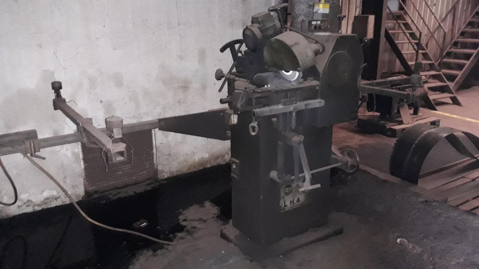 Limadores + Tensionador + Máquina de Afiar + Compressor — image 7