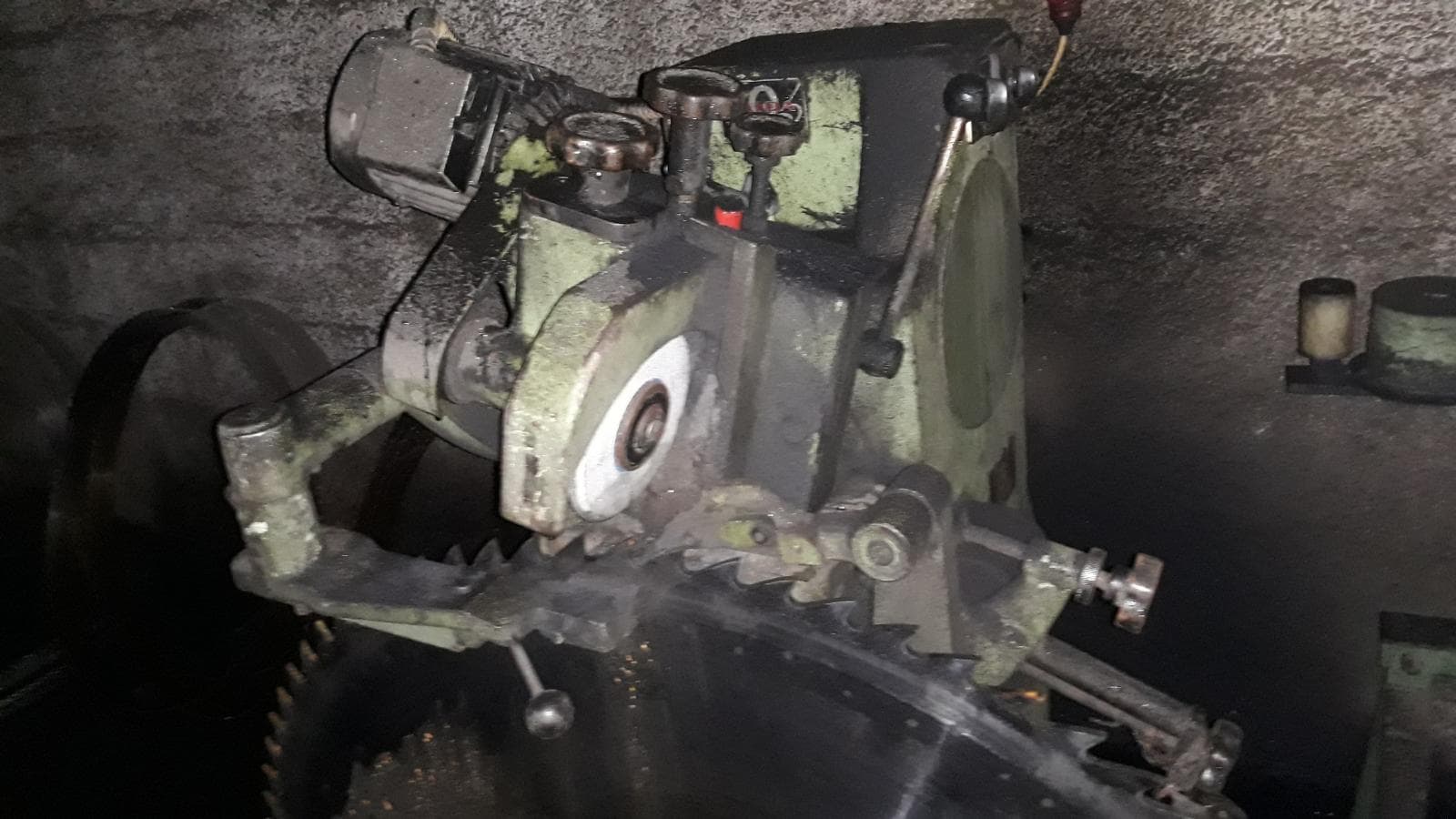 Limadores + Tensionador + Máquina de Afiar + Compressor — image 3