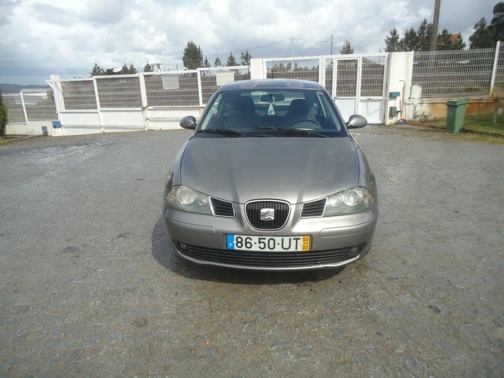 Seat Ibiza Van matrícula 86-50-UT · Paredes — image 2