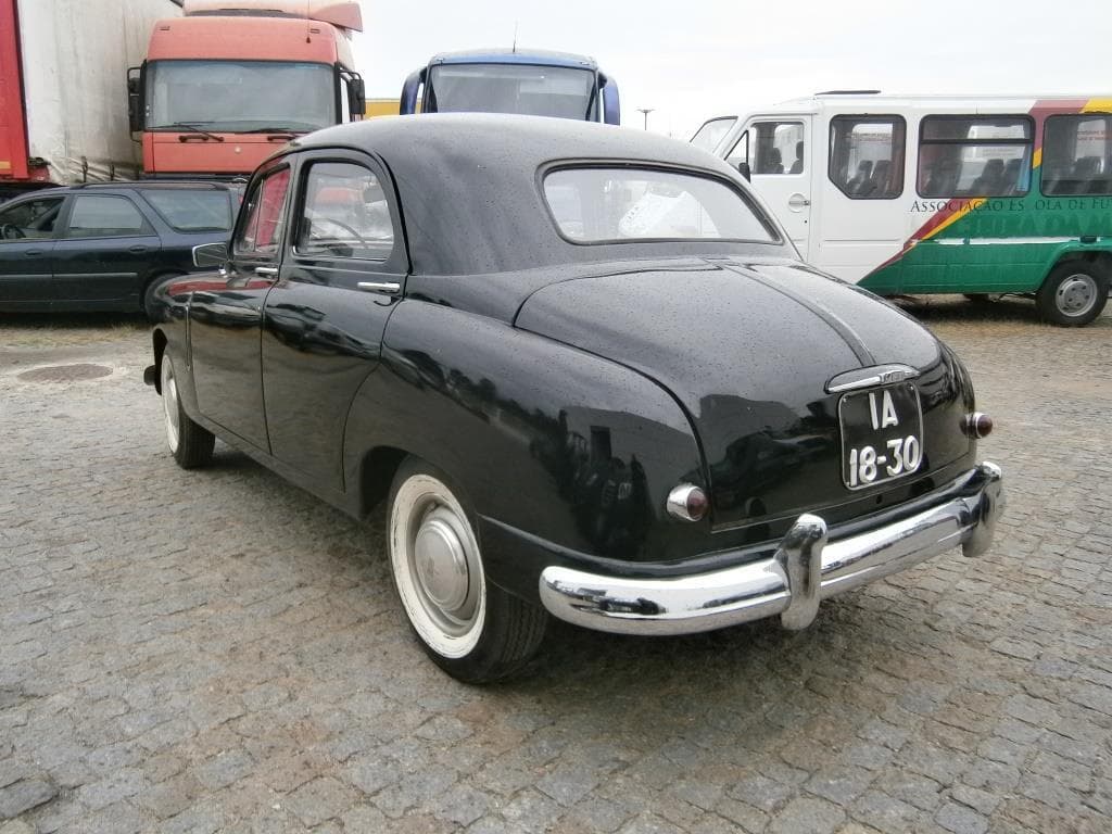 Fiat 1400 — image 4
