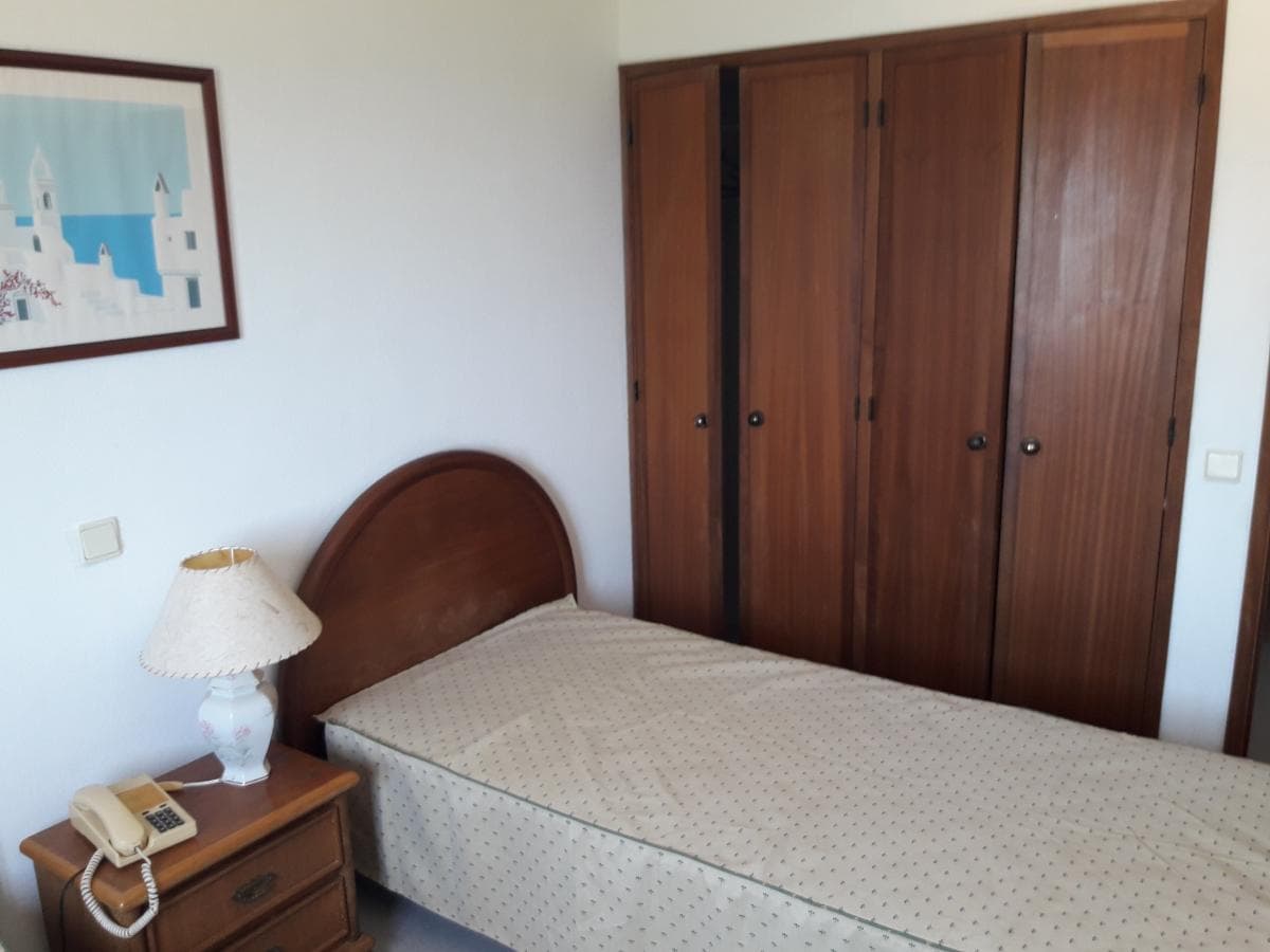 Apartamento T1 + 2 Arrecadações — imagem 7