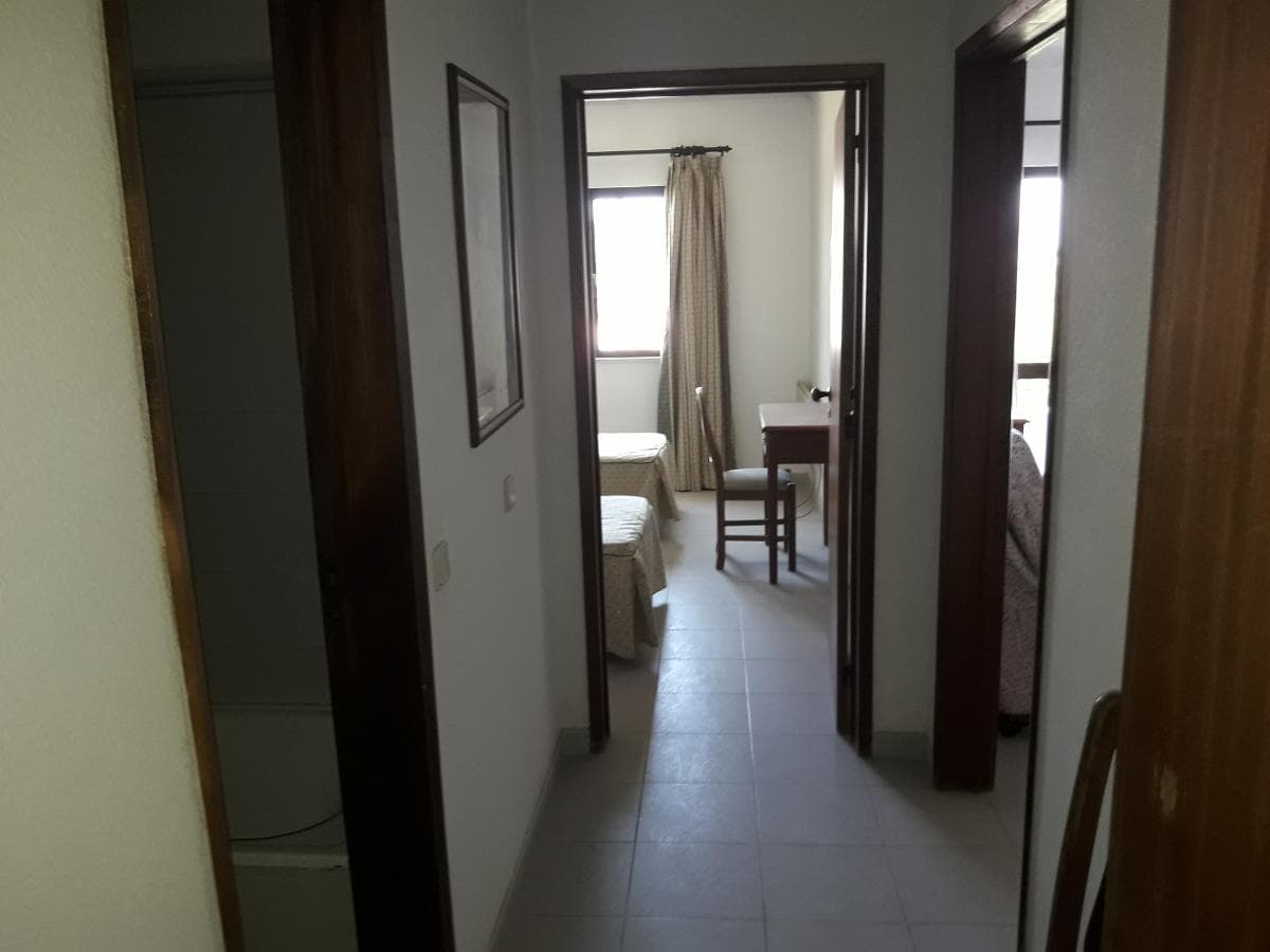 Apartamento T1 + 2 Arrecadações — imagem 6