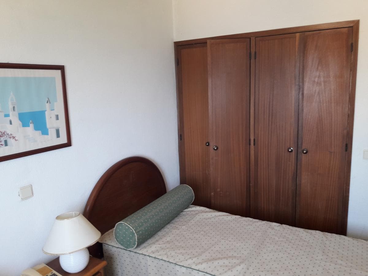 Apartamento T1 + 2 Arrecadações — imagem 7