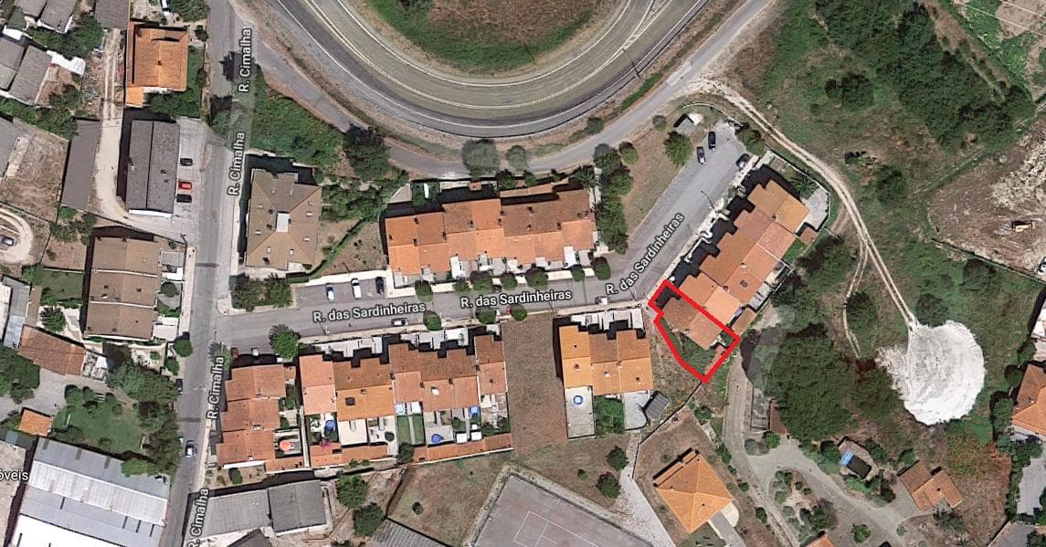 Moradia V3 · Viseu — image 16