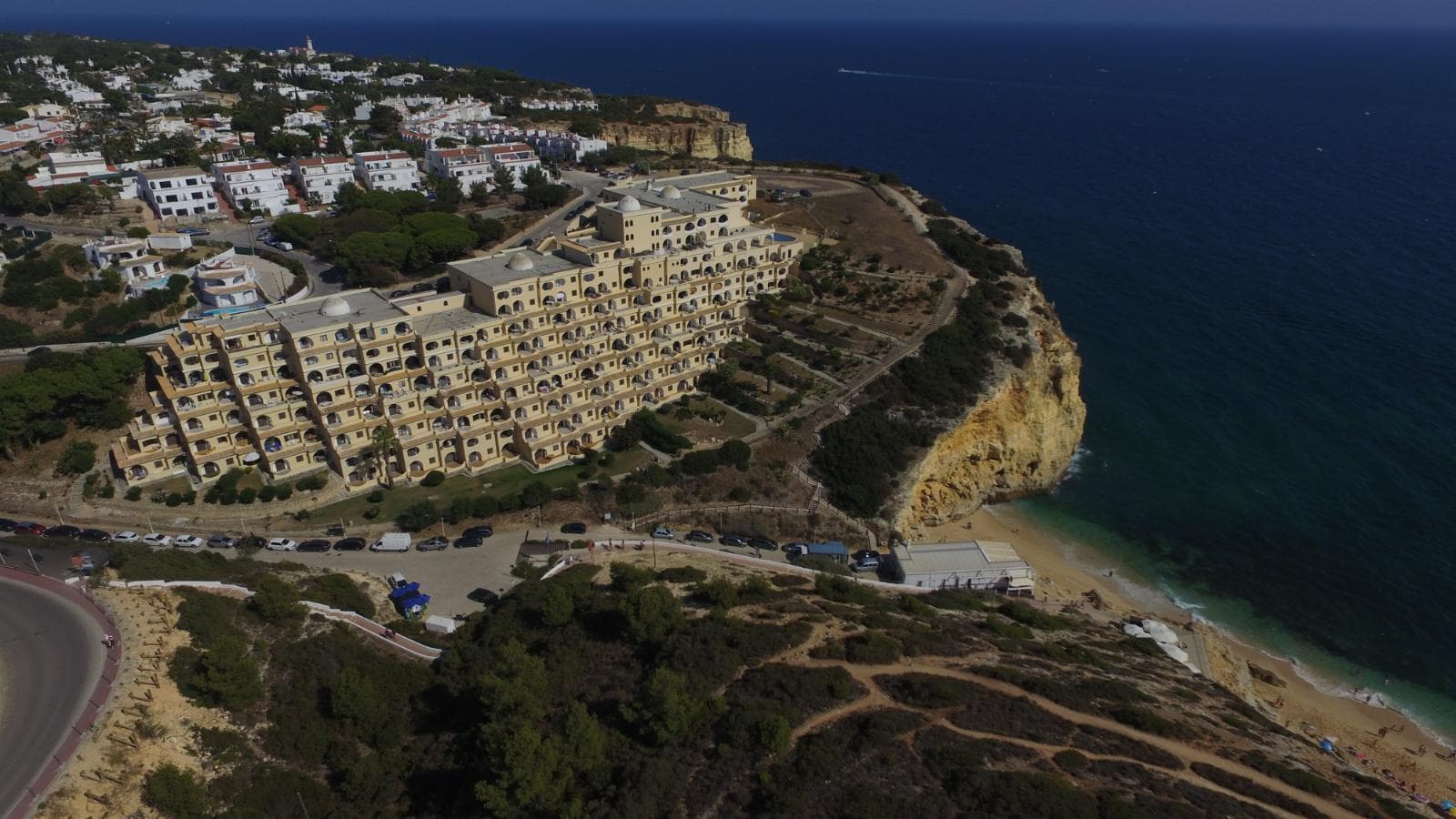 Apartamento T1 + 2 Arrecadações — imagem 6