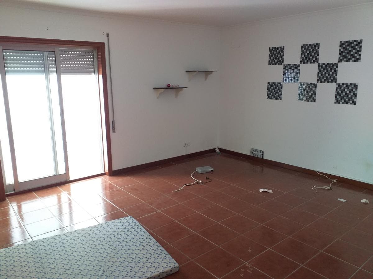 Apartamento T3 + Garagem · Mirandela — imagen 2