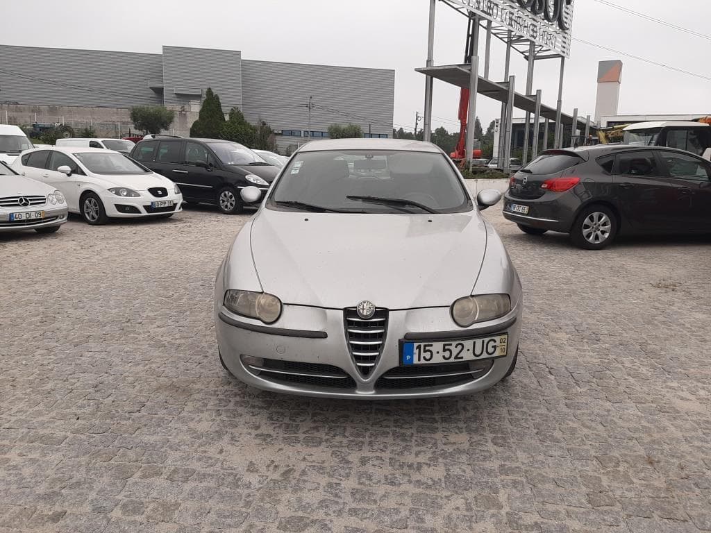 Alfa Romeo 1.6 Twin Spark — imagen 2