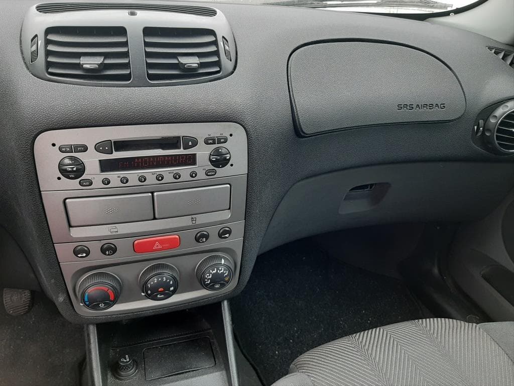 Alfa Romeo 1.6 Twin Spark — imagen 11