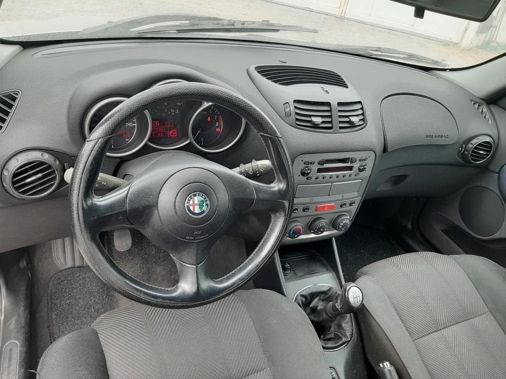 Alfa Romeo 1.6 Twin Spark — imagen 10