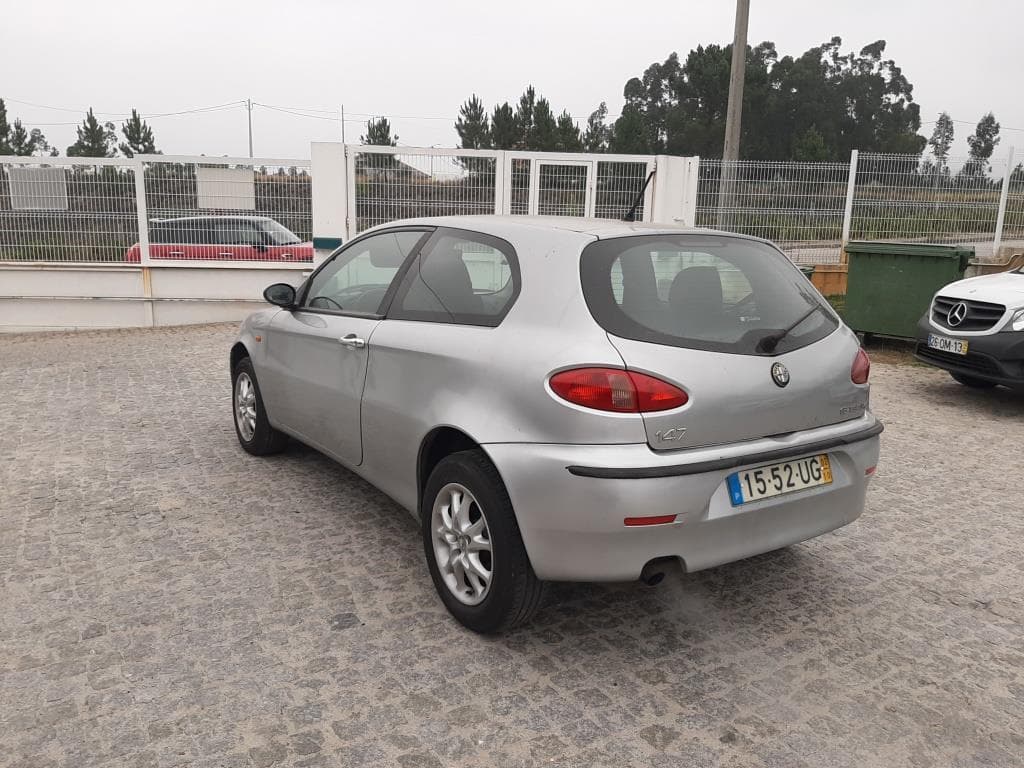 Alfa Romeo 1.6 Twin Spark — imagen 4