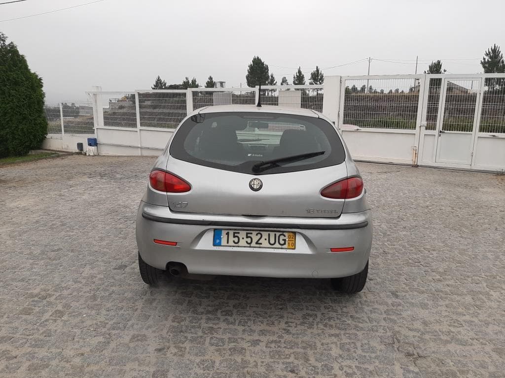 Alfa Romeo 1.6 Twin Spark — imagen 5
