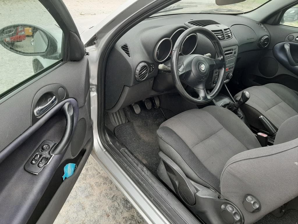 Alfa Romeo 1.6 Twin Spark — imagen 7