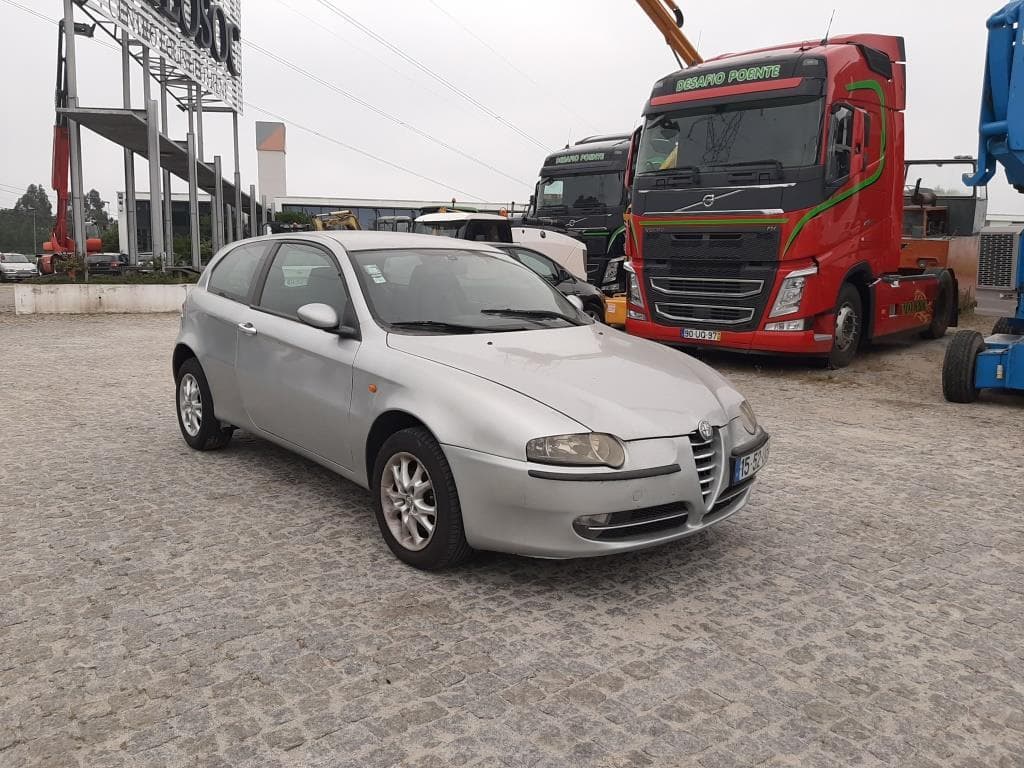 Alfa Romeo 1.6 Twin Spark — imagen 3